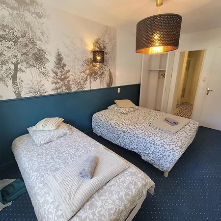 شقة Triple Vue Sur Chateau De - Cuisine Partagee Et Salle De Bain Privative